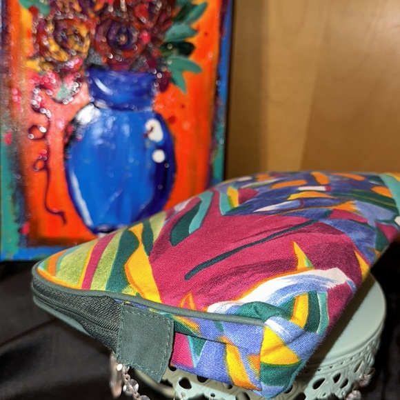Ted Lapidus Makeup Bag - Picture 6 of 12